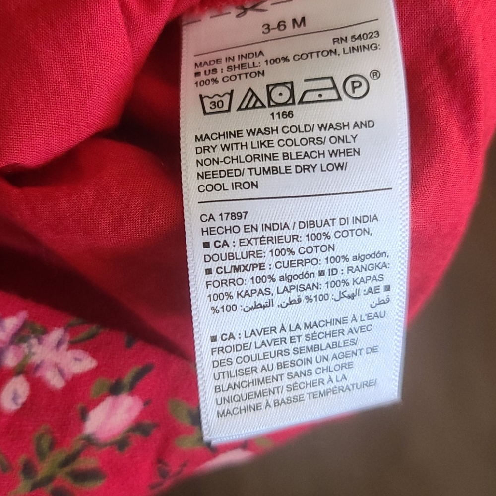 Red flora dress - Picture 3 of 3